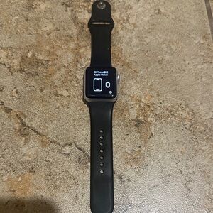 Apple series 3 38mm Smartwatch - Black